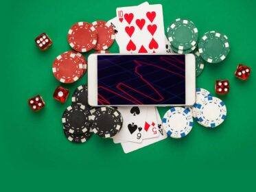 Shared Liquidity of Online Poker